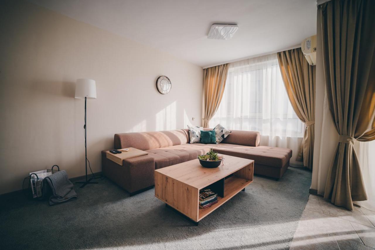 Unbeatable Location: New & Comfy Apartment Varna Exterior photo